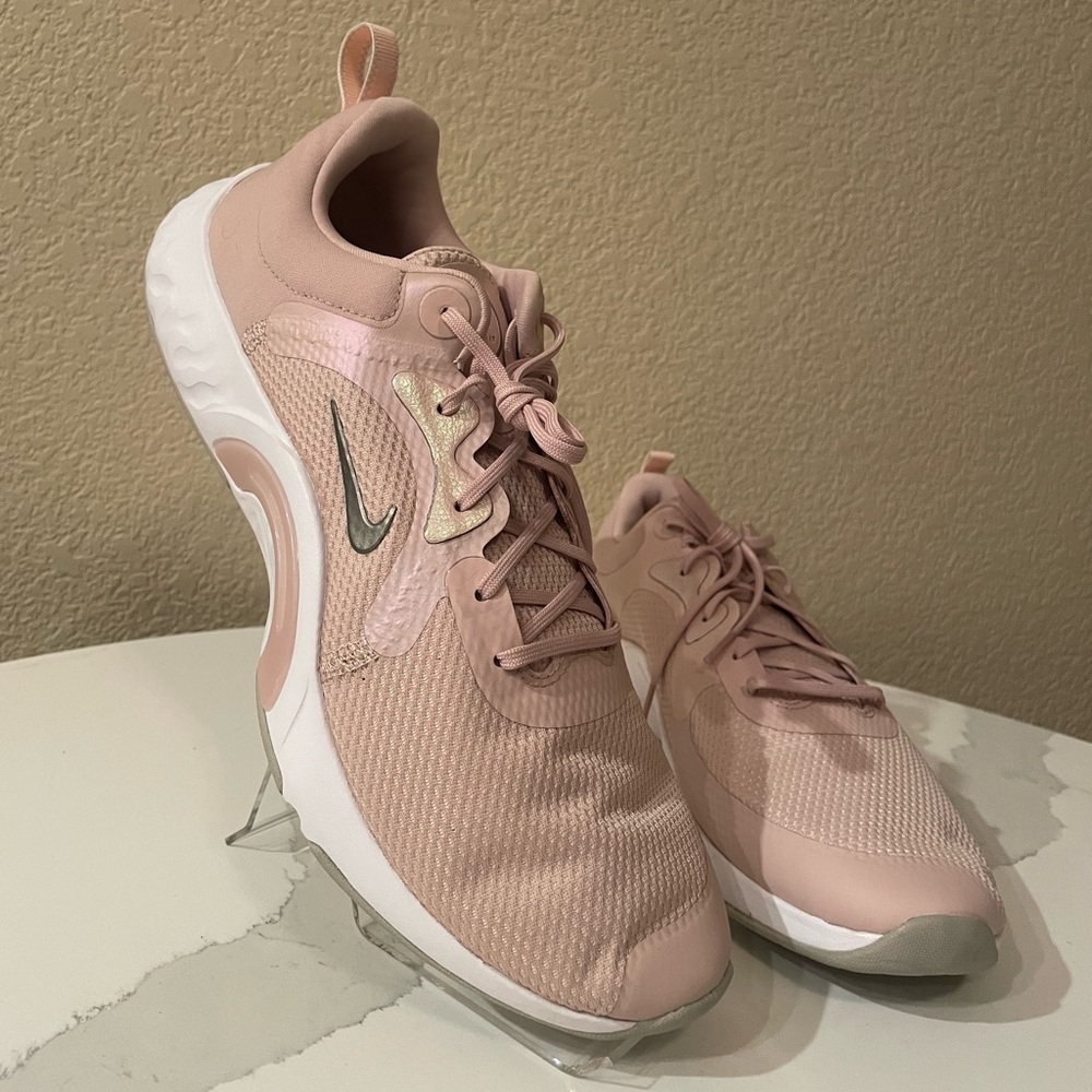 Size 11 -  Nike Renew In-Season TR 11 Pink Oxford 2022 running tennis shoes